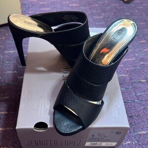 Jennifer Lopez Jonelle Black Heels size 8